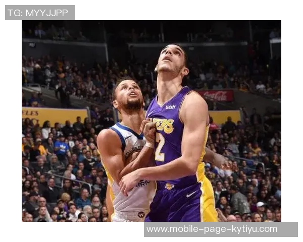 科塔表现出色9投7中轻松拿下15分8篮板2助攻2抢断1盖帽助力球队胜利